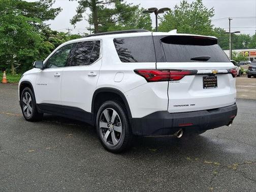 2022 Chevrolet Traverse LT Leather