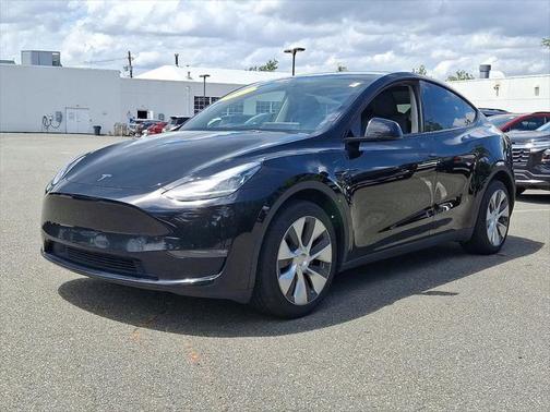 2023 Tesla Model Y Long Range Dual Motor All-Wheel Drive