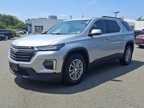 2022 Chevrolet Traverse LT Leather