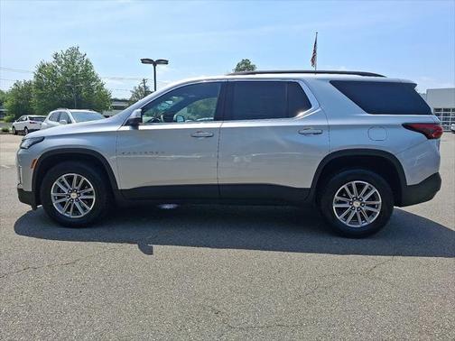 2022 Chevrolet Traverse LT Leather