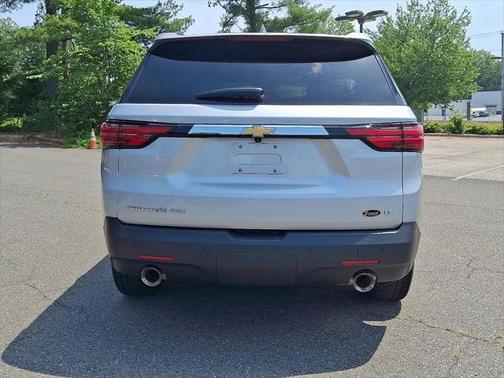 2022 Chevrolet Traverse LT Leather