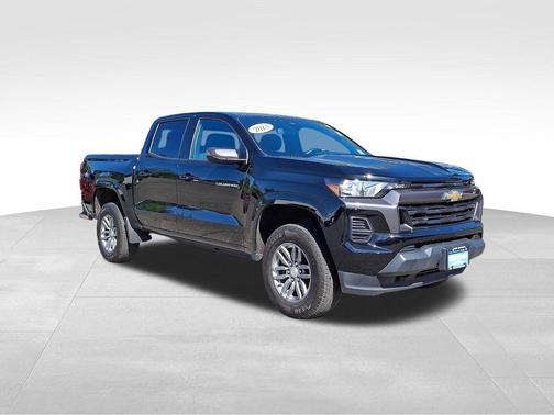 Black 2023 Chevrolet Colorado LT