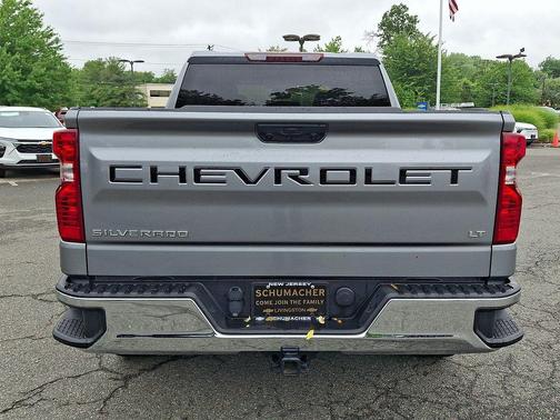Sterling Gray Metallic 2024 Chevrolet Silverado 1500 LT