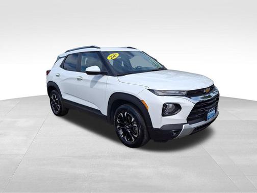 Summit White 2023 Chevrolet Trailblazer LT