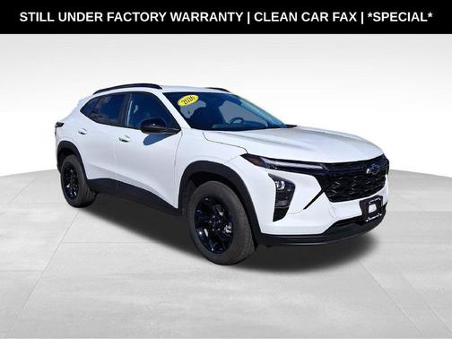 Summit White 2026 Chevrolet Trax LT