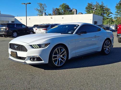 2017 Ford Mustang EcoBoost Premium
