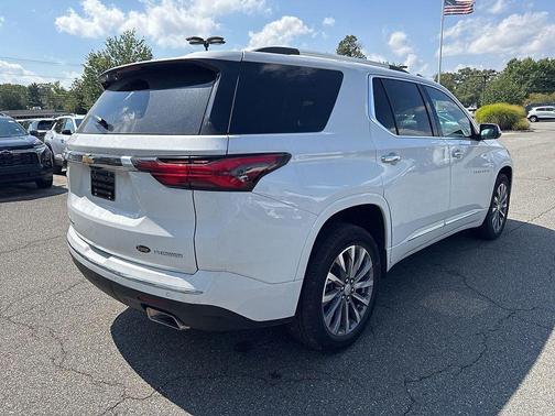 2022 Chevrolet Traverse Premier