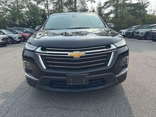 2022 Chevrolet Traverse LT Leather