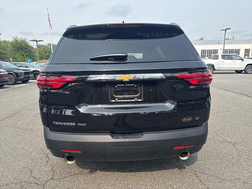 2022 Chevrolet Traverse LT Leather