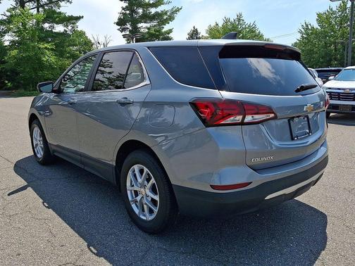 Sterling Gray Metallic 2024 Chevrolet Equinox 1LT