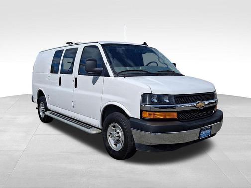 Summit White 2024 Chevrolet Express 2500 Work Van