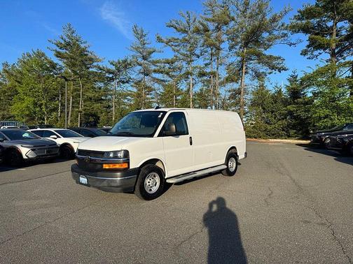 Summit White 2024 Chevrolet Express 2500 Work Van