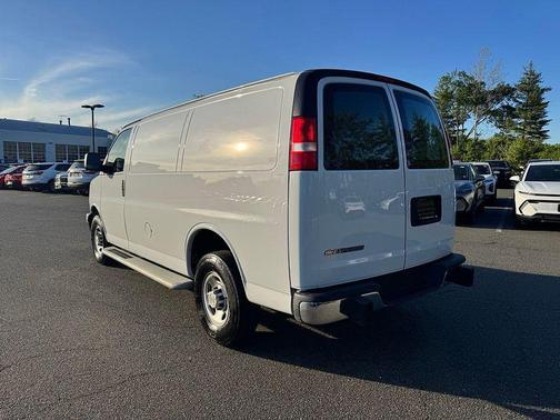 Summit White 2024 Chevrolet Express 2500 Work Van