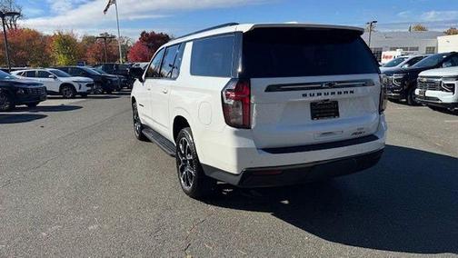 2022 Chevrolet Suburban RST