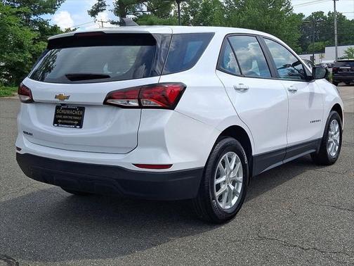 2023 Chevrolet Equinox LS