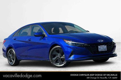 2022 Hyundai ELANTRA SEL