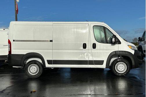2025 RAM ProMaster 1500 Low Roof