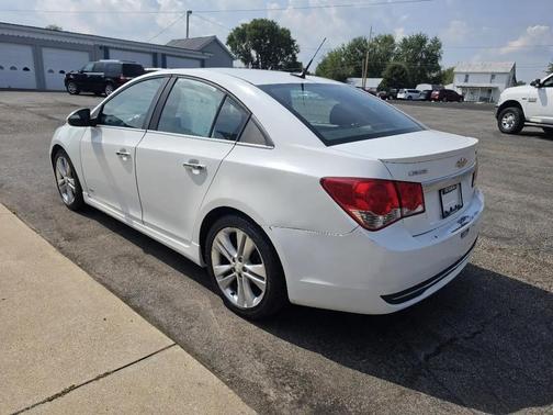 Summit White 2014 Chevrolet Cruze LTZ