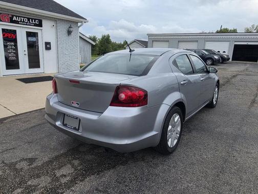 Billet Silver Metallic Clearcoat 2013 Dodge Avenger SE
