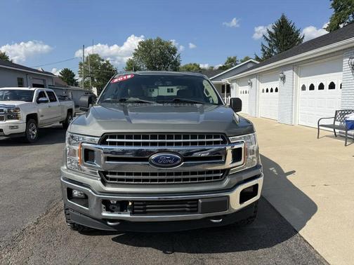 GREEN 2019 Ford F-150 XLT