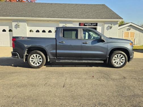 Shadow Gray Metallic 2019 Chevrolet Silverado 1500 Custom