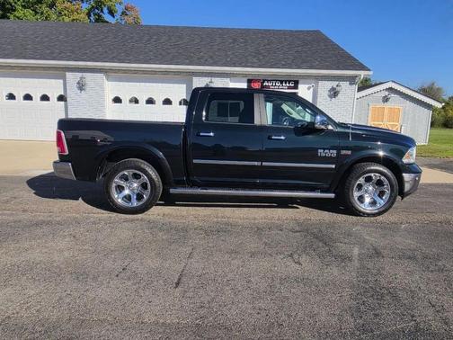 Black Forest Green Pearlcoat 2016 RAM 1500 Laramie