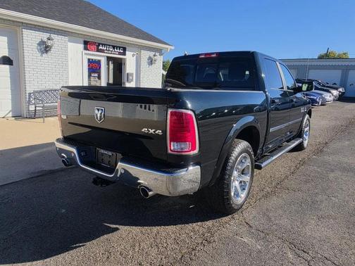 Black Forest Green Pearlcoat 2016 RAM 1500 Laramie