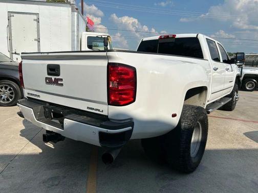 2016 GMC Sierra 3500 Denali