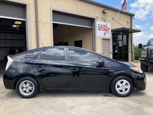 2010 Toyota Prius III