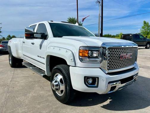 2016 GMC Sierra 3500 Denali