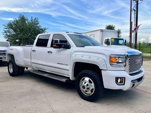 2016 GMC Sierra 3500 Denali