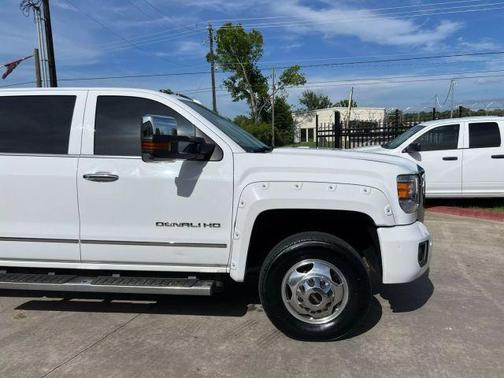 2016 GMC Sierra 3500 Denali
