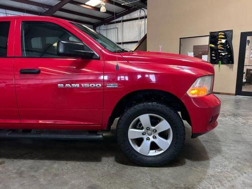 2012 RAM 1500 ST