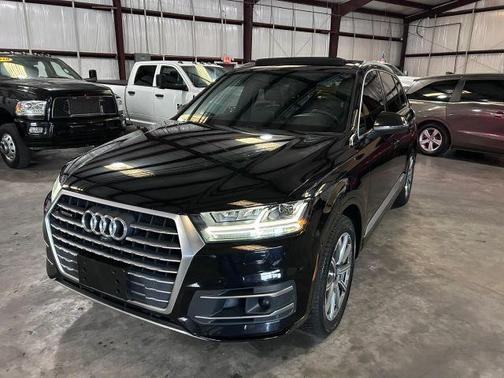 Orca Black Metallic 2018 Audi Q7 3.0T Prestige