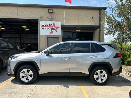 2021 Toyota RAV4 Hybrid LE