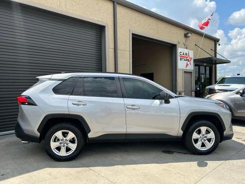 2021 Toyota RAV4 Hybrid LE