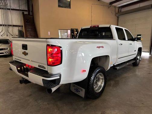 2016 Chevrolet Silverado 3500 High Country