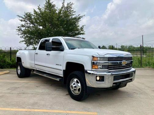 2015 Chevrolet Silverado 3500 LTZ