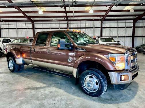2011 Ford F-450 Lariat