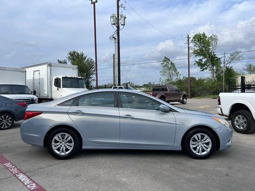 Iridescent Silver Blue Pearl Mica 2012 Hyundai SONATA GLS