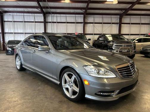 2011 Mercedes-Benz S-Class S 550