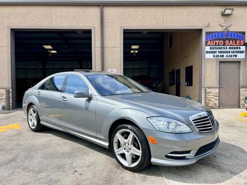 2011 Mercedes-Benz S-Class S 550