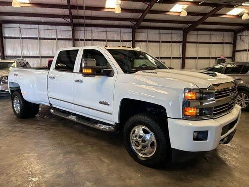 2017 Chevrolet Silverado 3500 High Country