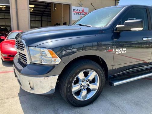 2016 RAM 1500 SLT