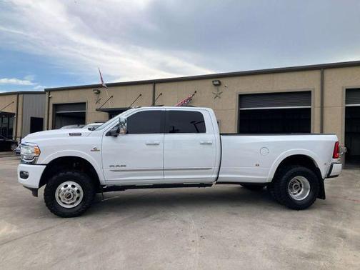 2021 RAM 3500 Limited