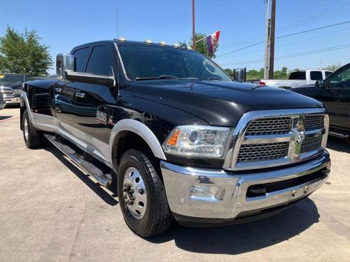 2017 RAM 3500 Laramie
