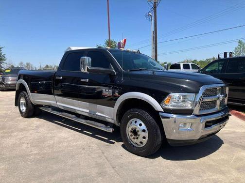 2017 RAM 3500 Laramie