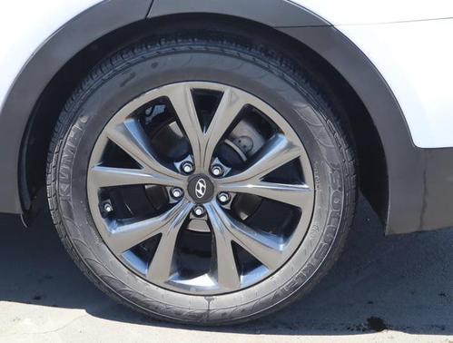 Photo 5 of 5 of 2017 Hyundai Santa Fe Sport 2.0L Turbo Ultimate