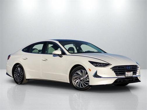2022 Hyundai SONATA Hybrid Limited