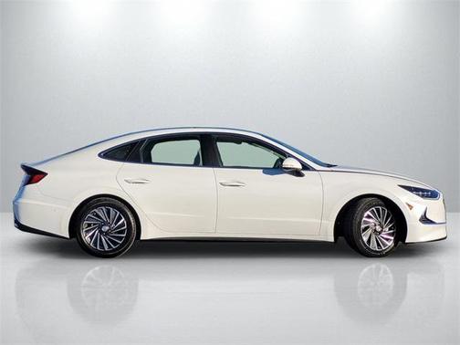 2022 Hyundai SONATA Hybrid Limited